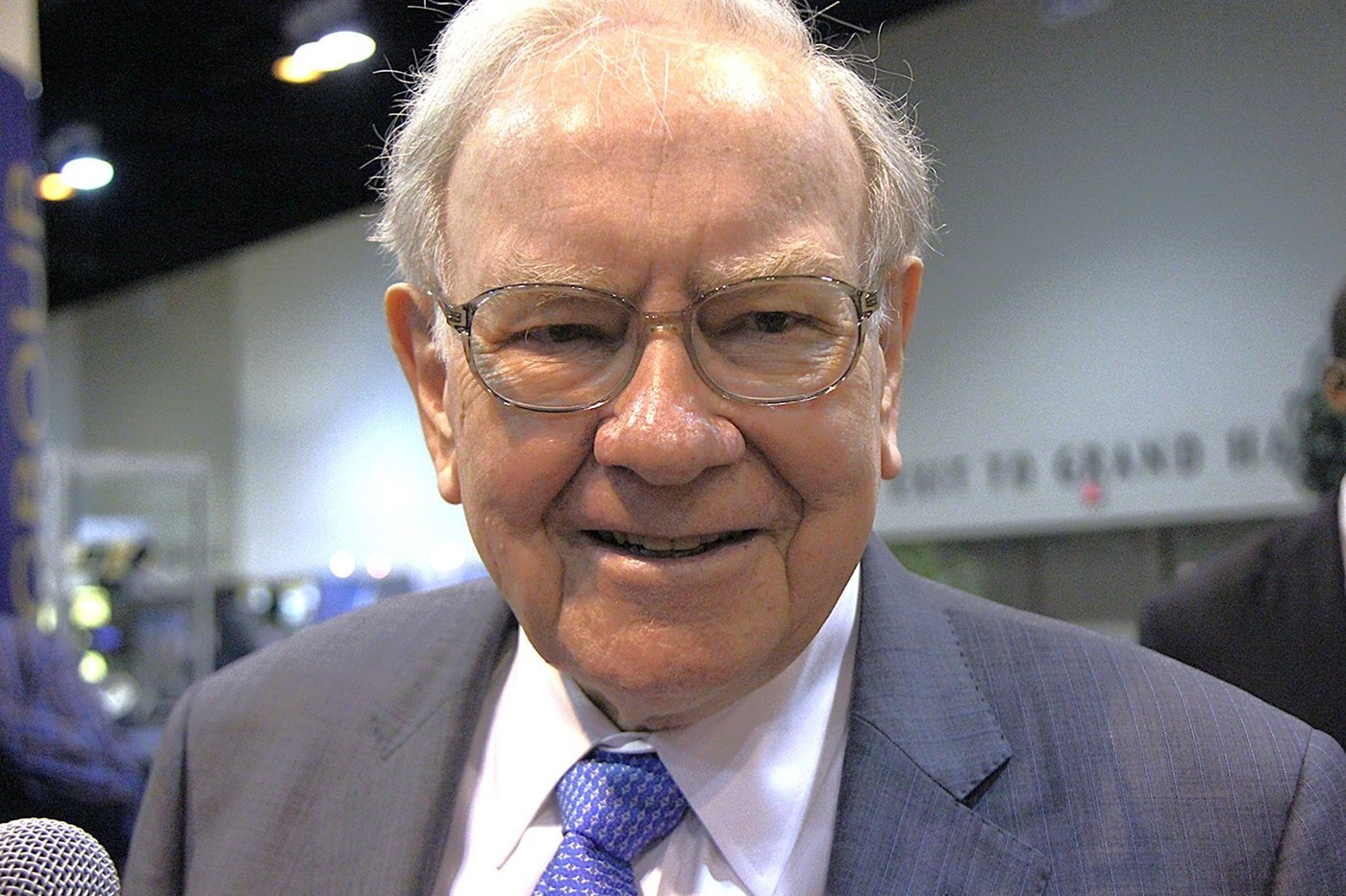 17 Words From Warren Buffett About Bear Markets That Could Transform Your Portfolio
